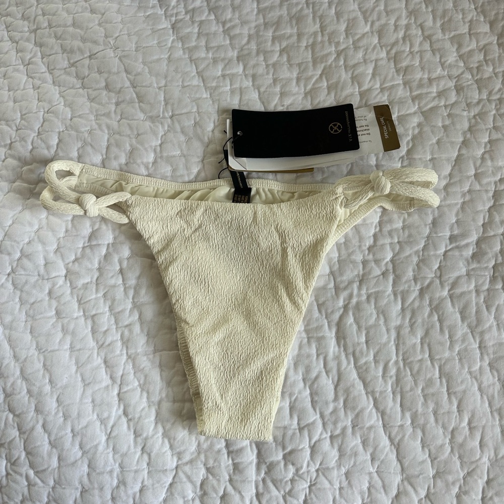 Vix bikini bottoms